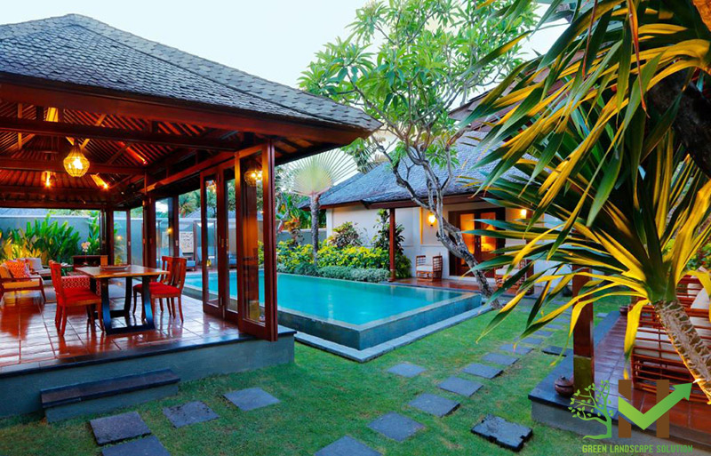 Thiết kế bể bơi trong sân vườn là một ý tưởng được rất nhiều người ưa chuộng